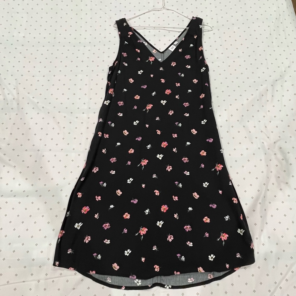 Gap floral dress size M
